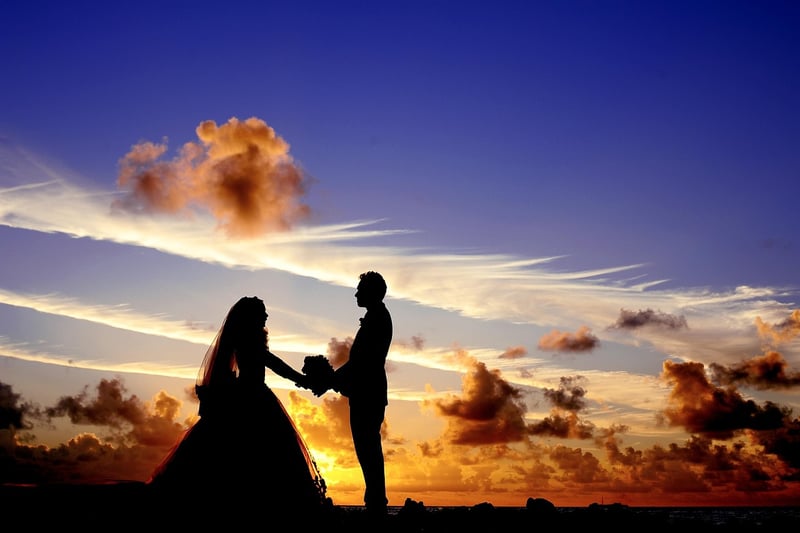 Dreamy Sunset Ceremonies
